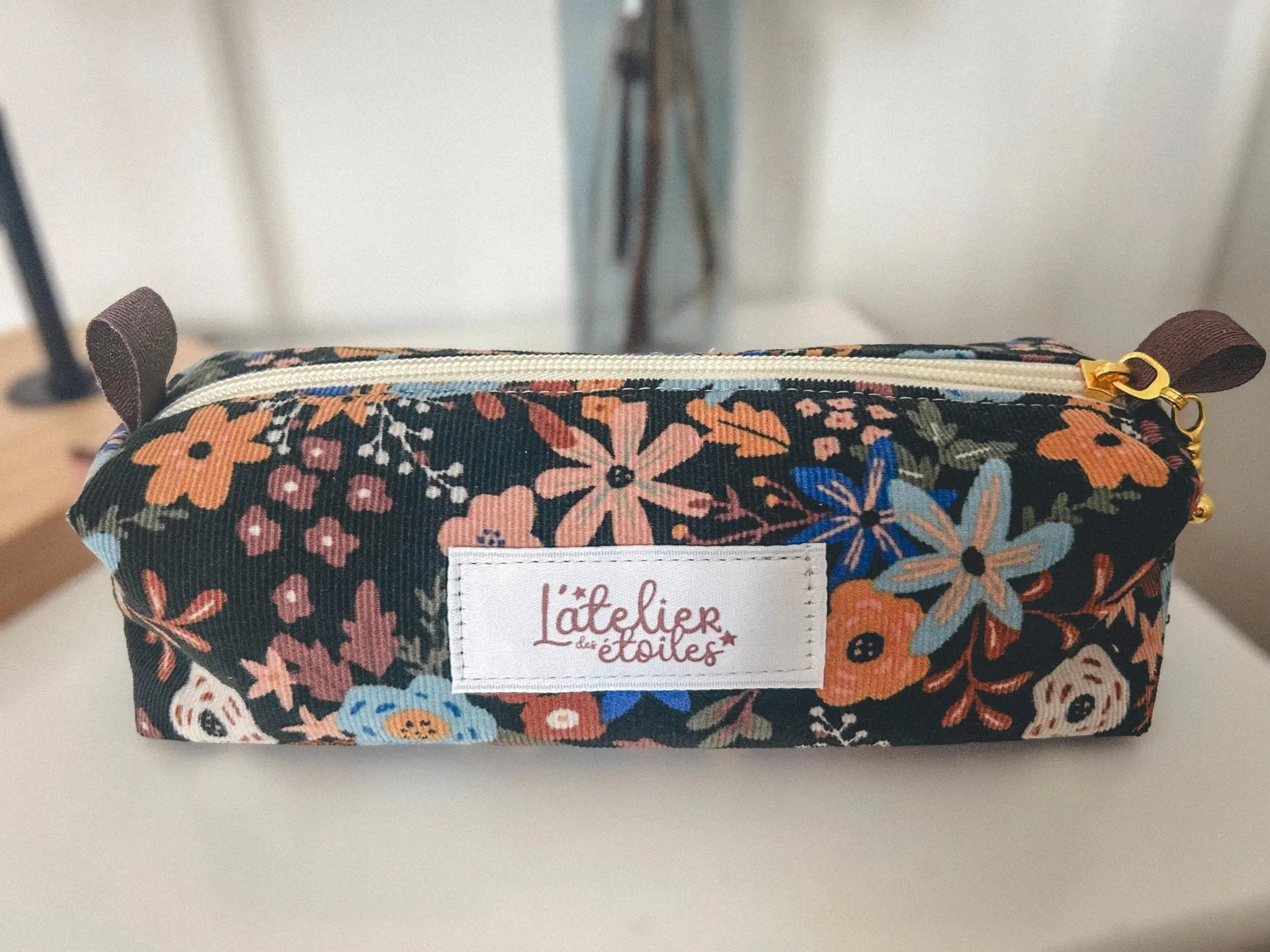 Trousse-d-écolier L'atelier des étoiles