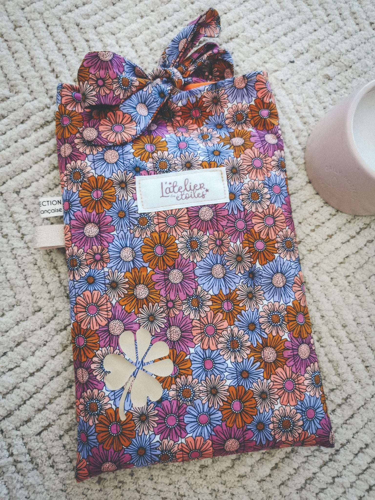 Pochette à livre A5 matelassée – Fleurie rose & bleu