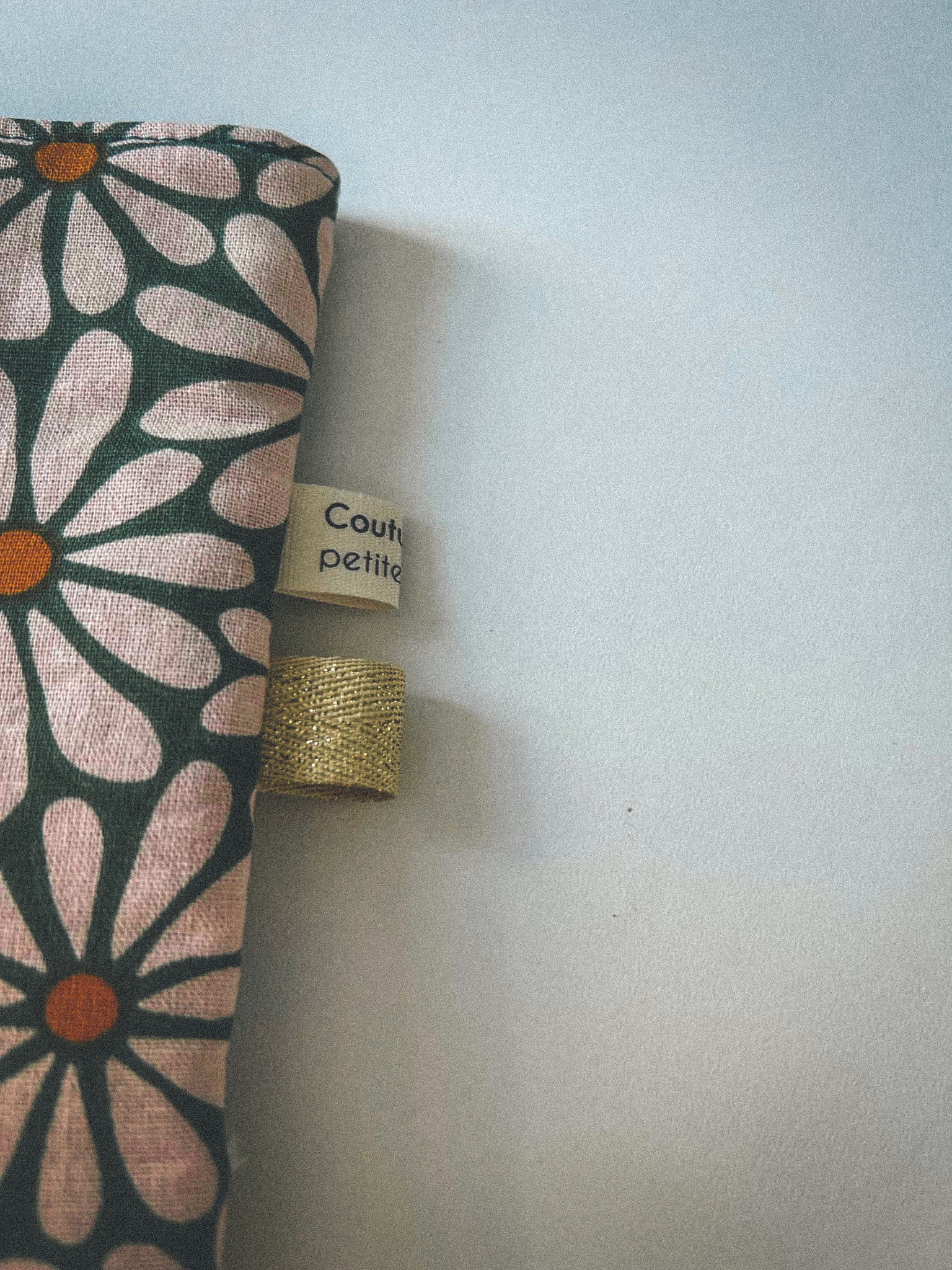 Pochette à livre de poche – Marguerites