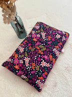 pochette à livre fleurie fushia L'atelier des étoiles